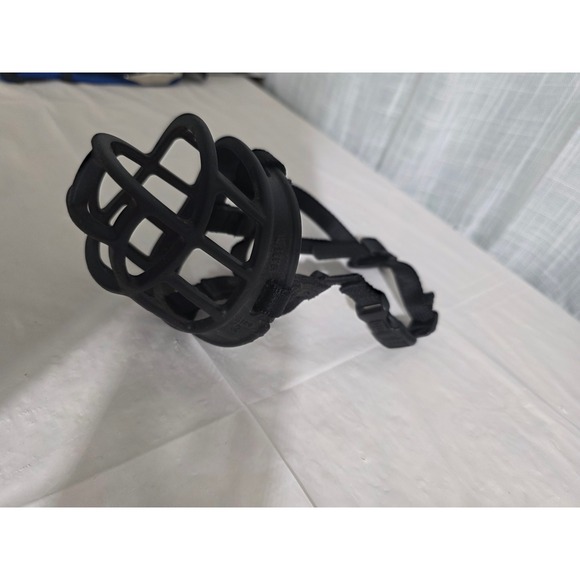 Baskerville Ultra Dog‎ Muzzle Stop Biting Chewing Adjustable Black Size 2 - Picture 1 of 9